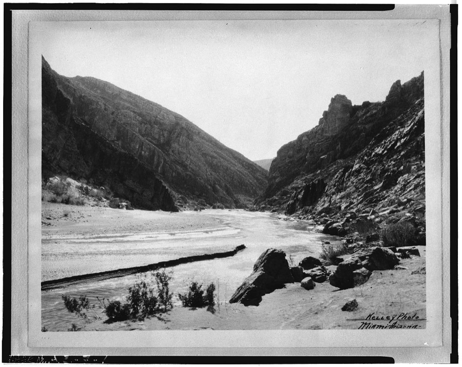 Coolidge Dam, Gila River, Peridot, Gila County, AZ
