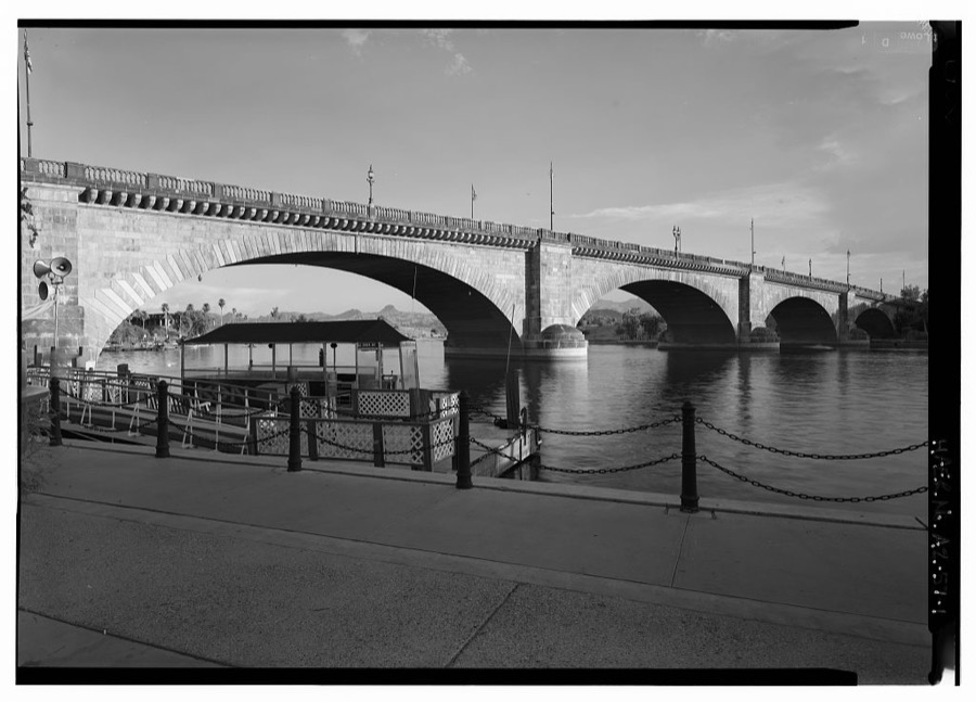 London Bridge, Spanning manmade channel (moved from London, UK), Lake Havasu City, Mohave County, AZ