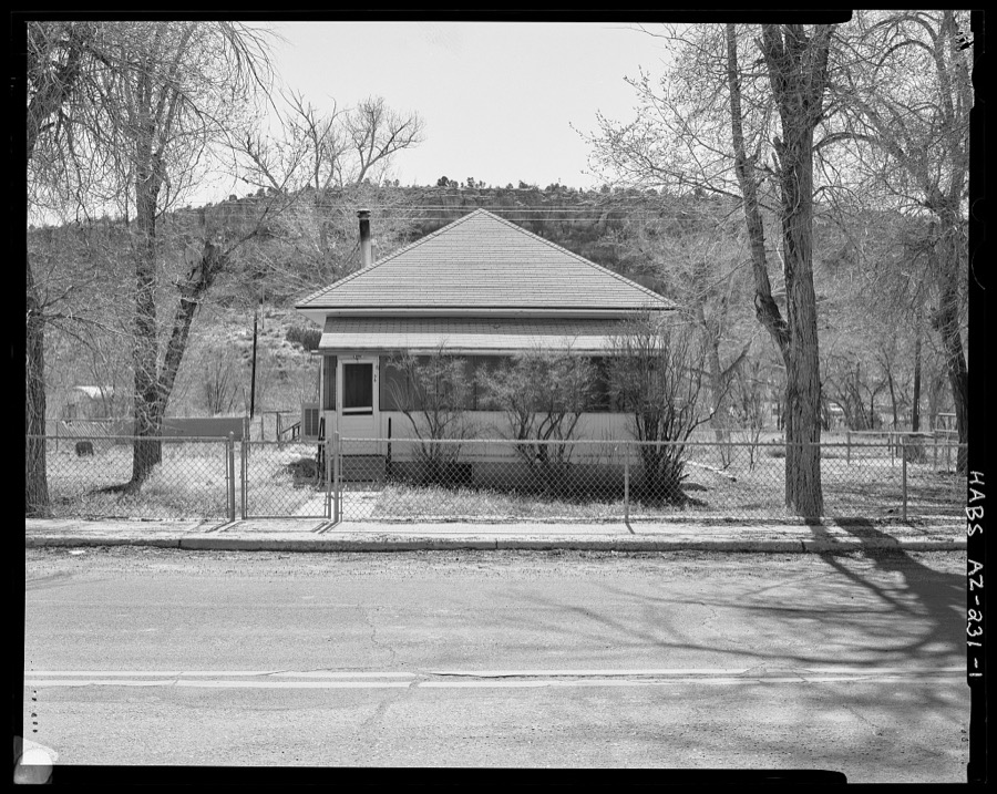 Keams Canyon Quarters Building 36, 1/2 mile east of Highway 264, Keams Canyon, Navajo County, AZ