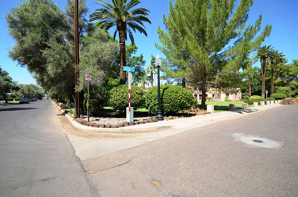 Photograph of East Alvarado Historic District
