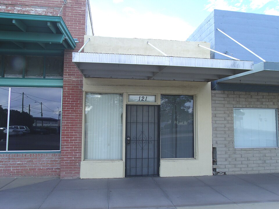 Photograph of Building at 121 North Florence Street