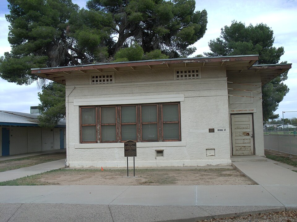 Photograph of Glendale Grammar School One-room Class Building