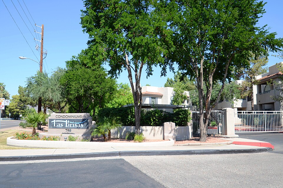 Photograph of Louis J. Bohn and Gertrude Lee House