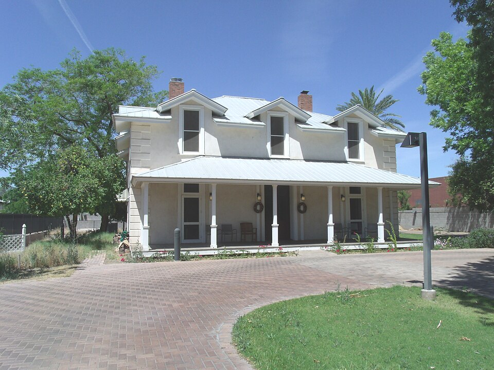 Photograph of Farmer-Goodwin House