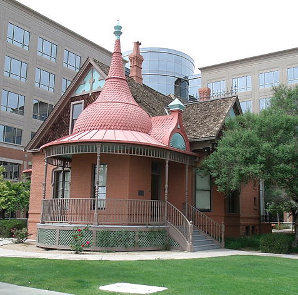 Photograph of Evans House