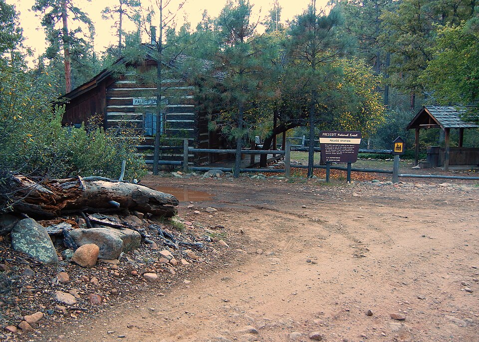 Photograph of Palace Station District