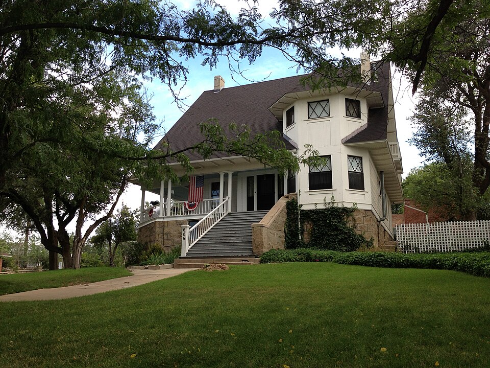 Photograph of Brinkmeyer House