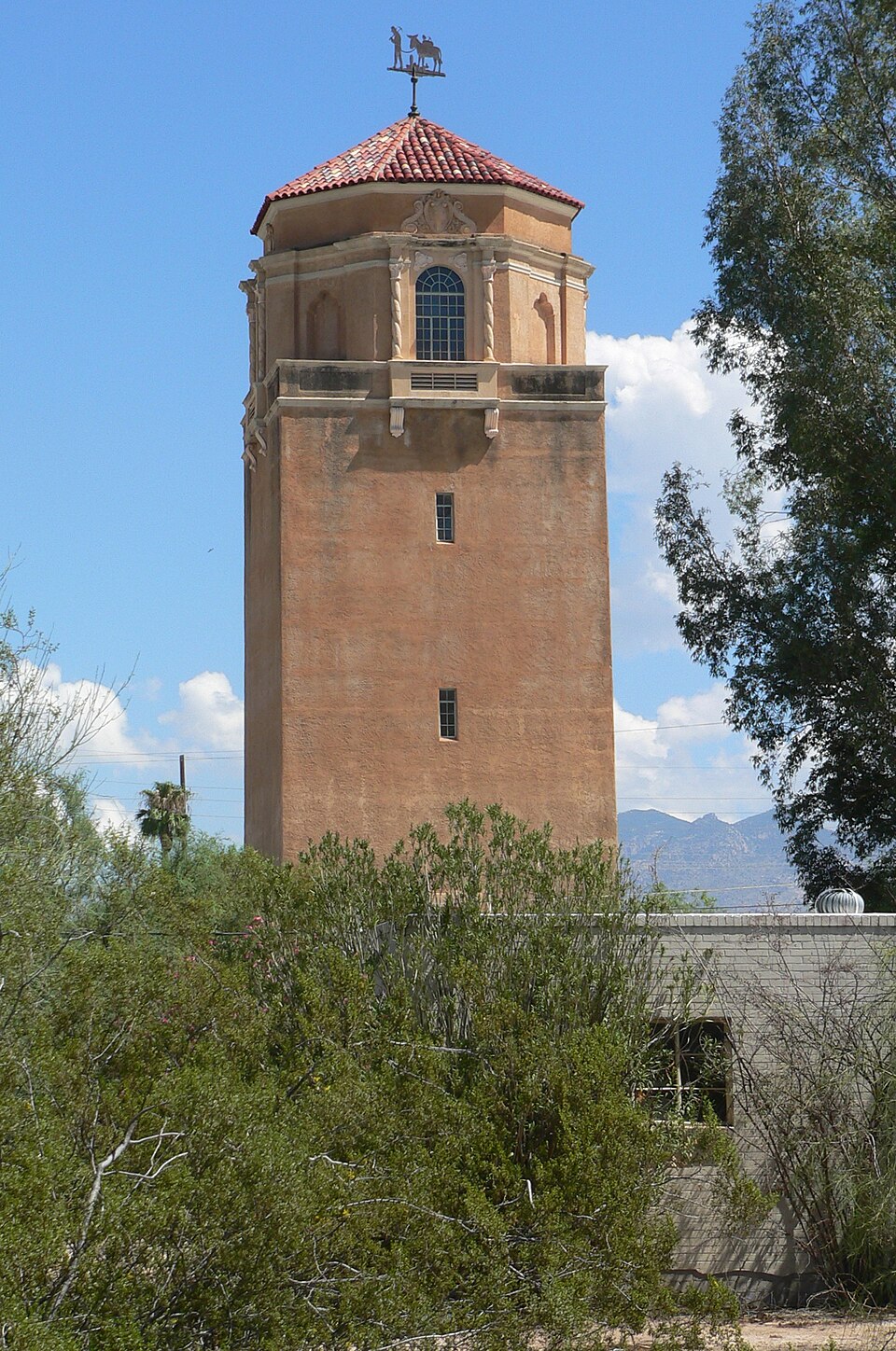 Photograph of El Conquistador Water Tower