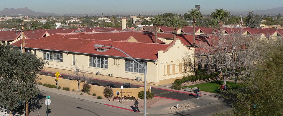 Photograph of University Heights Elementary School