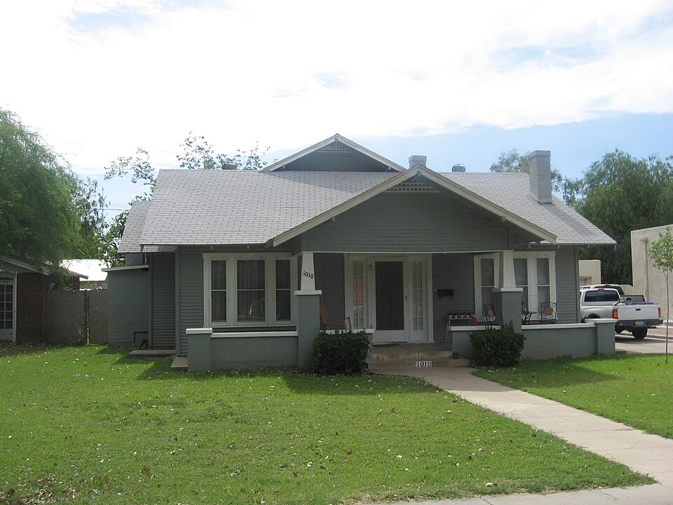 Photograph of Elliott House