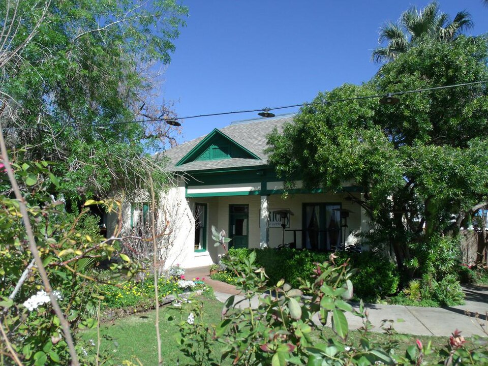 Photograph of Harry Walker House