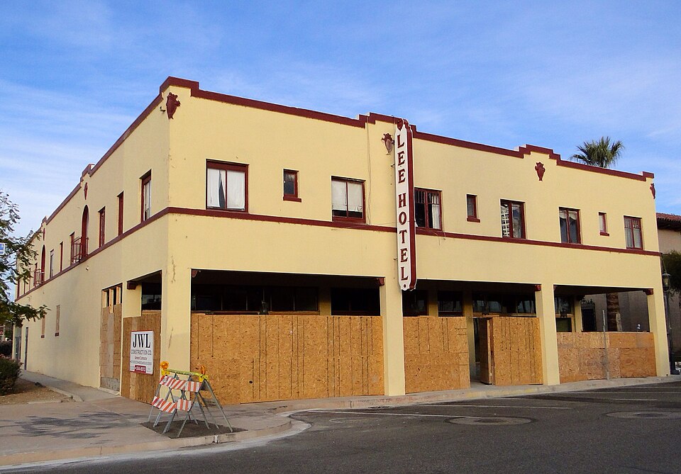 Photograph of Lee Hotel