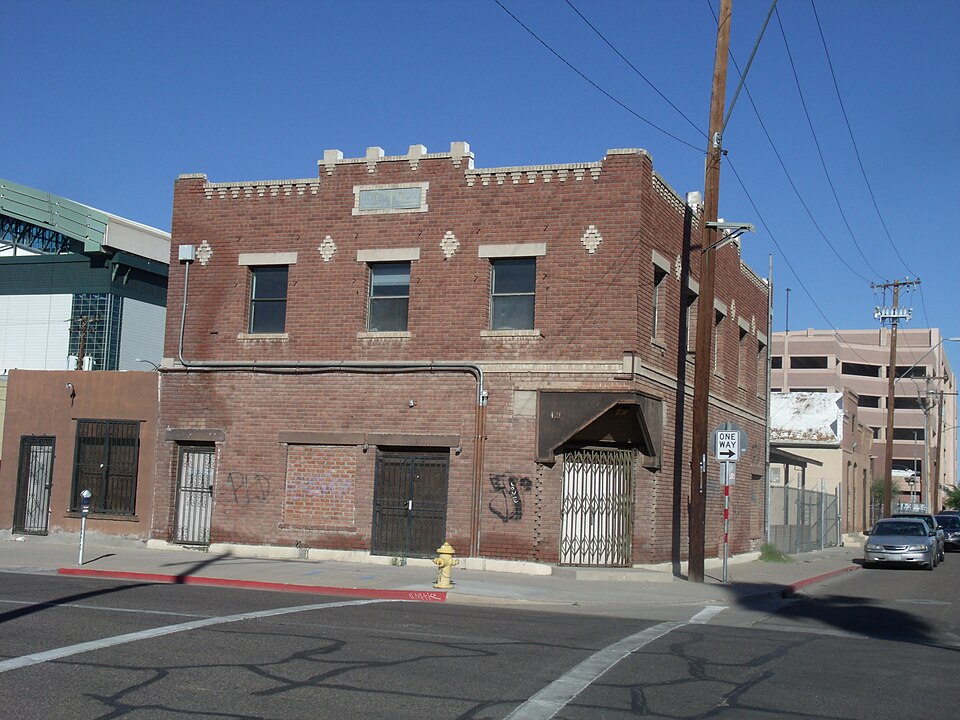 Photograph of Gerardo's Building