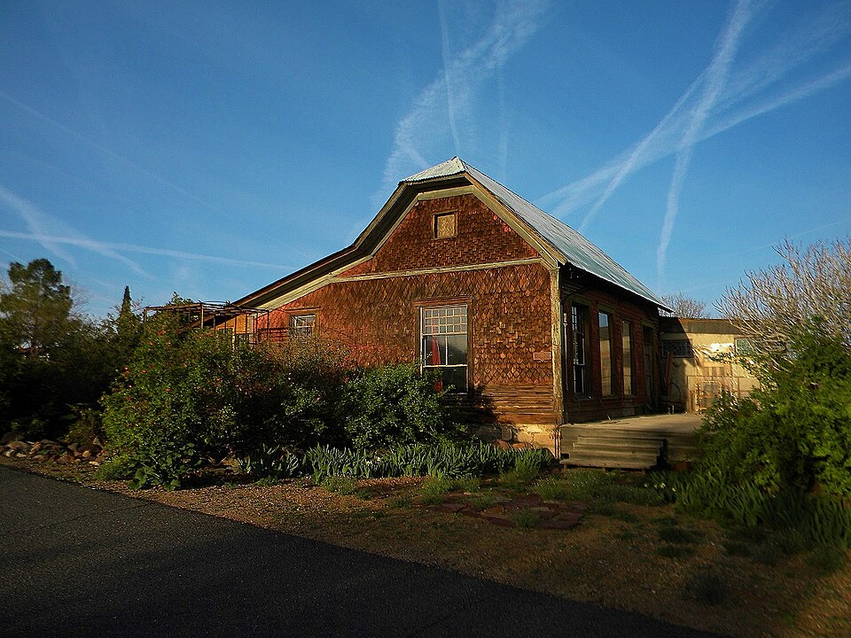 Photograph of Foster S. Dennis House