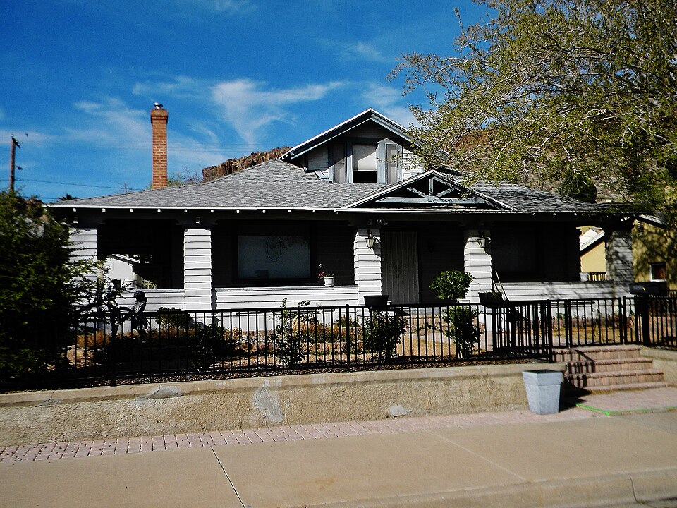 Photograph of Lefever House