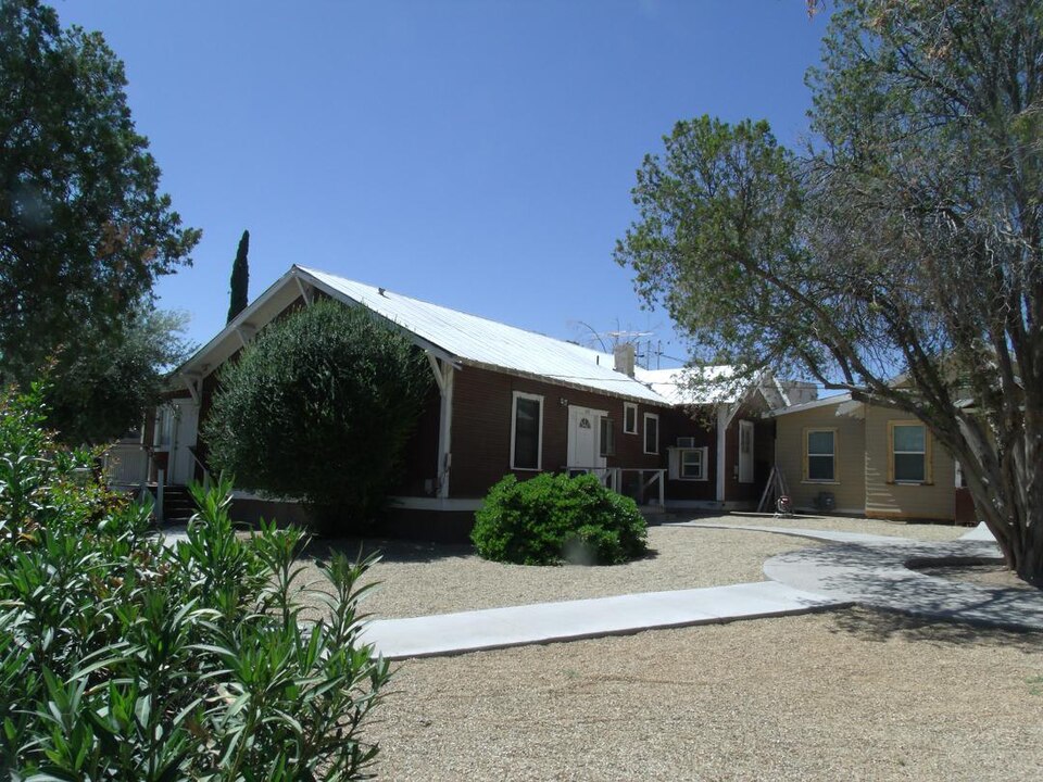 Photograph of Cactus Inn