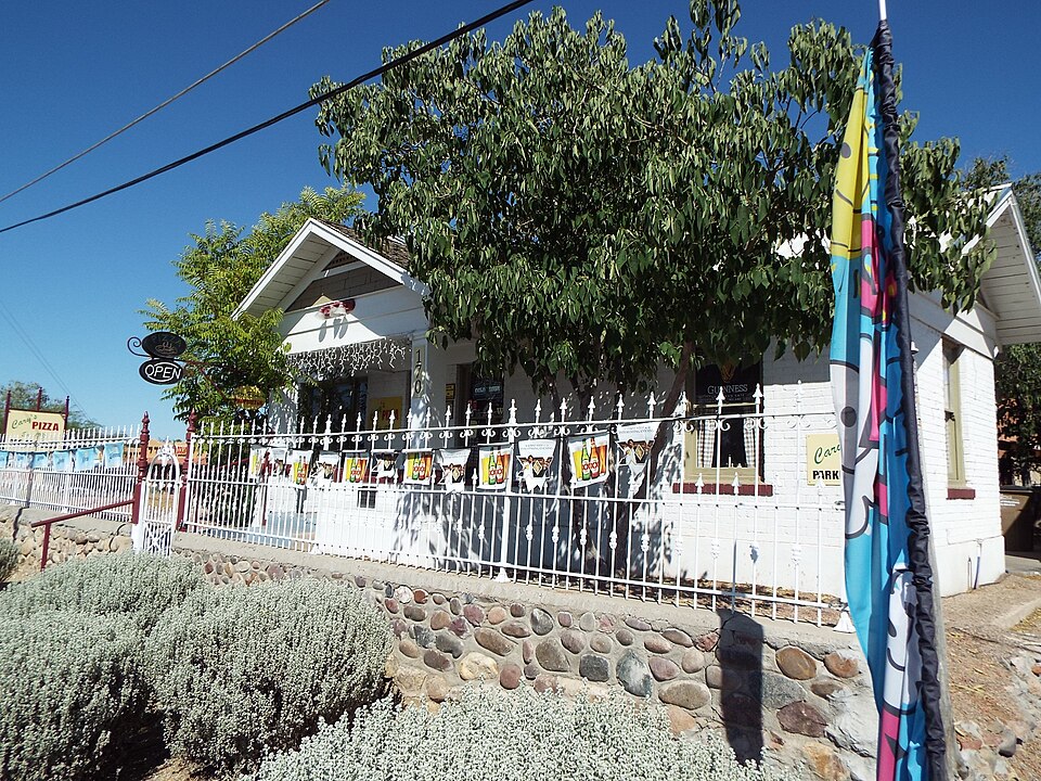 Photograph of House at 170 Center