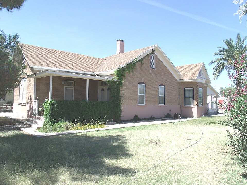 Photograph of Albert Colton and H. H. Freeman House