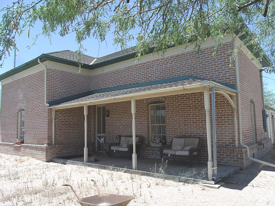 Photograph of Harvey-Niemeyer House