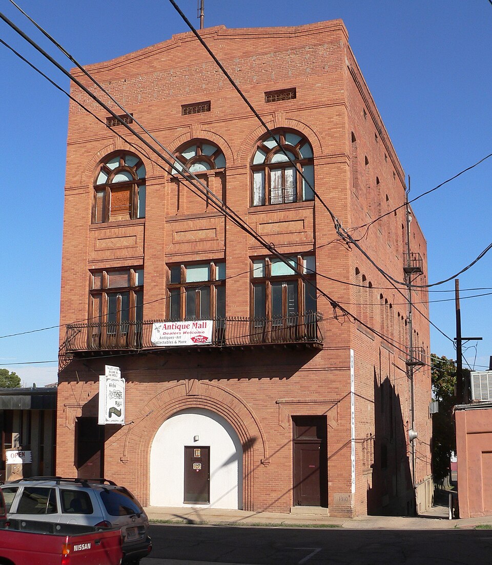 Photograph of Elks Building