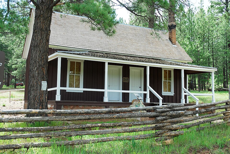 Photograph of Jacob Lake Ranger Station
