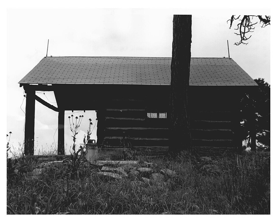 Photograph of Monte Vista Lookout Cabin