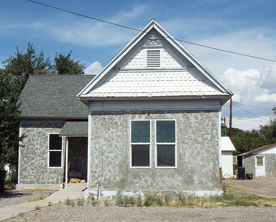 Photograph of House at 611 Third Avenue