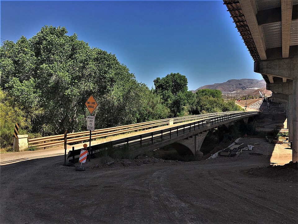Photograph of Kelvin Bridge