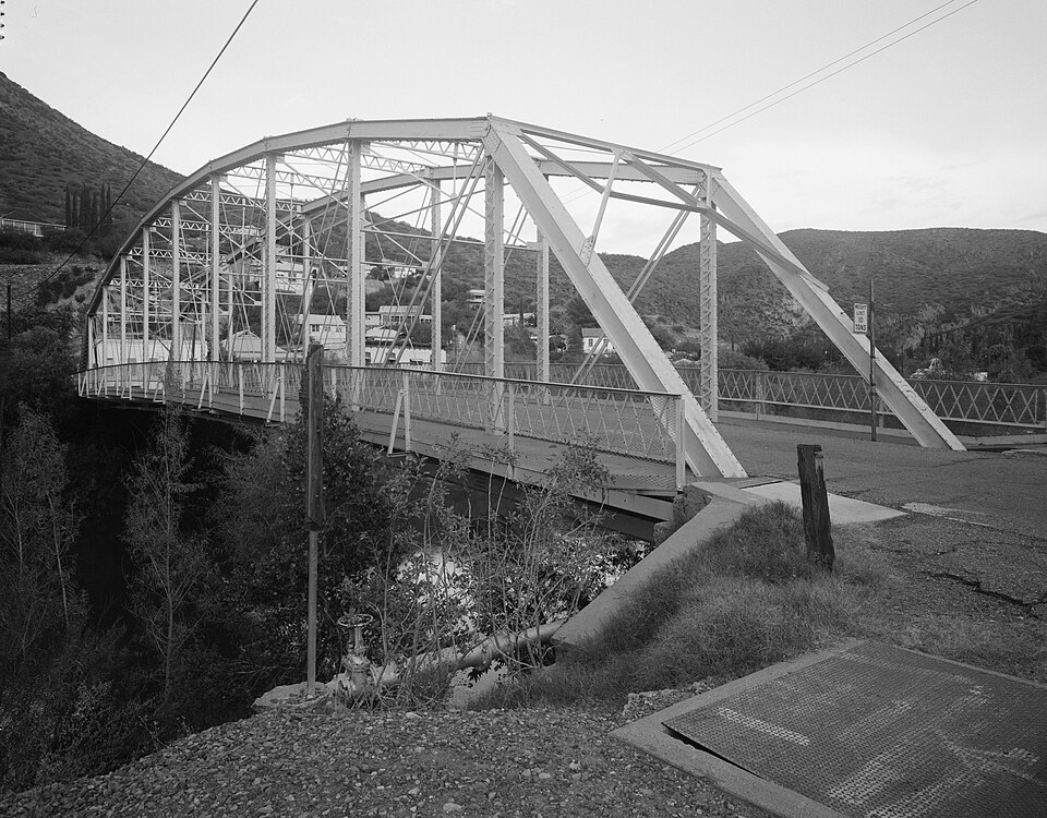 Photograph of Park Avenue Bridge