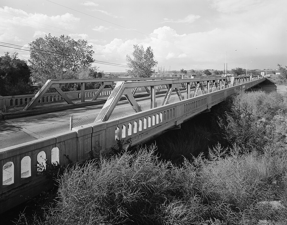 Photograph of Holbrook Bridge