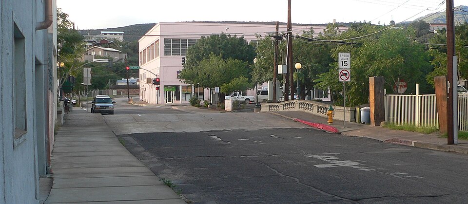 Photograph of Keystone Avenue Bridge