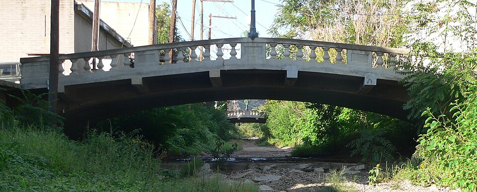 Photograph of Miami Avenue Bridge