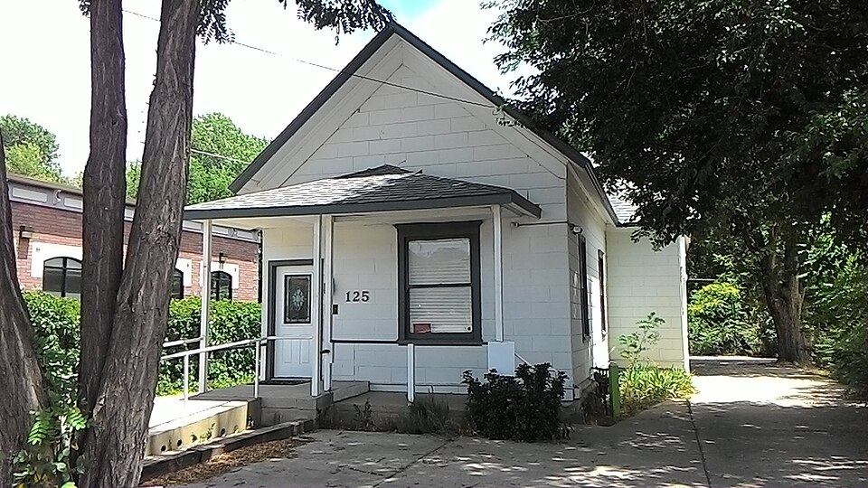 Photograph of Curtis Cottage