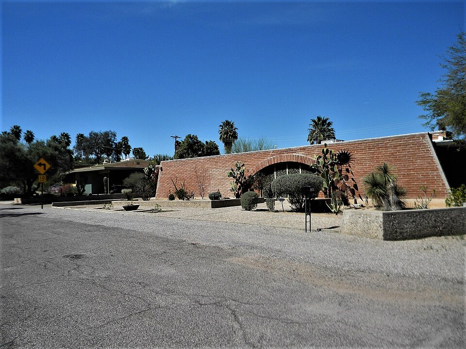 Photograph of El Montevideo Historic District