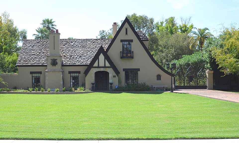 Photograph of Lester D. DeMund House