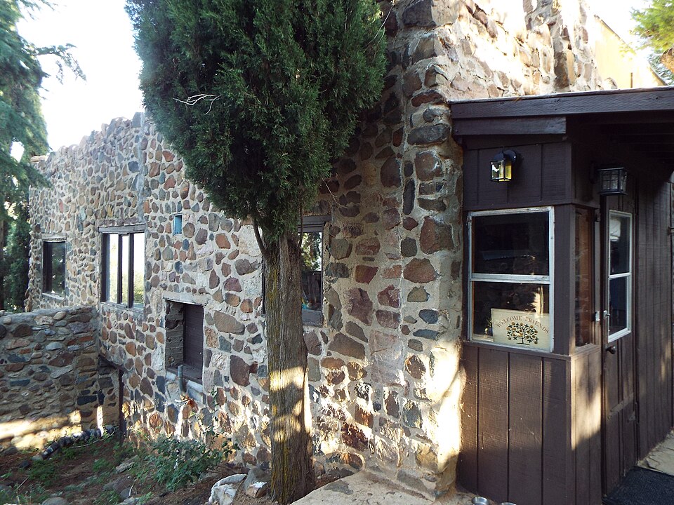 Photograph of La Casa del High Jinks