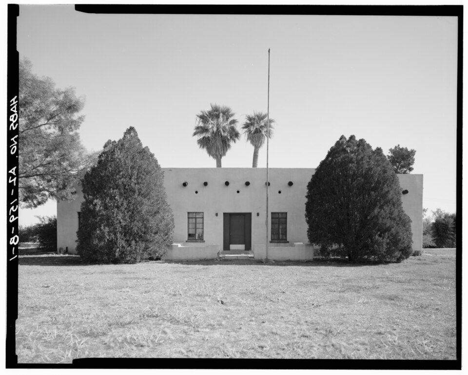 Photograph of USDA Tucson Plant Materials Center
