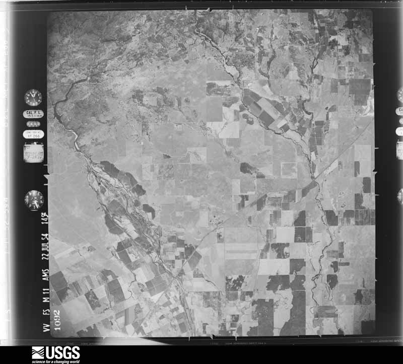 U.S. Geological Survey aerial photograph, 1954-07-22, scale 1:63000