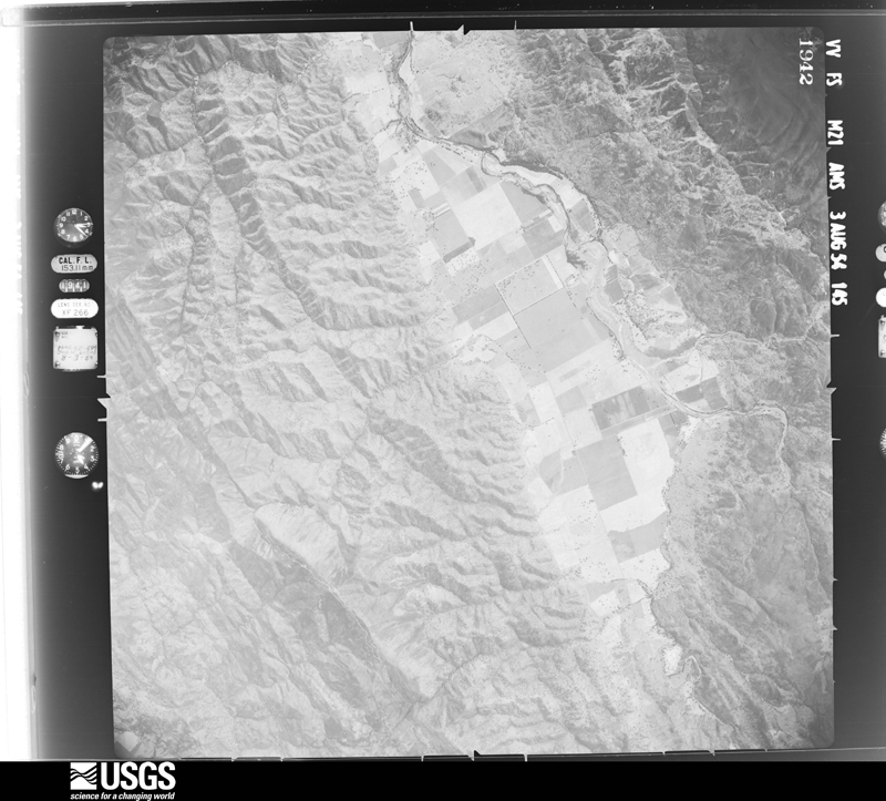 U.S. Geological Survey aerial photograph, 1954-08-03, scale 1:63000