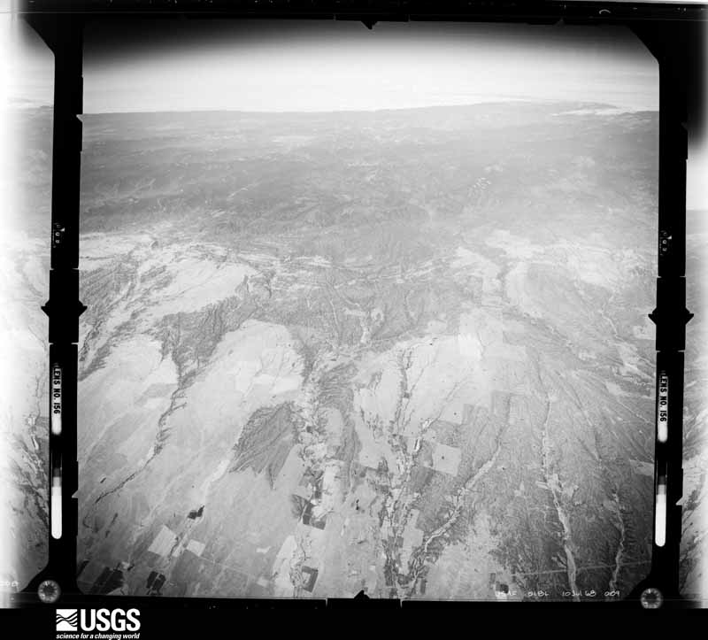 U.S. Geological Survey aerial photograph, 1968-07-01, scale 1:122000