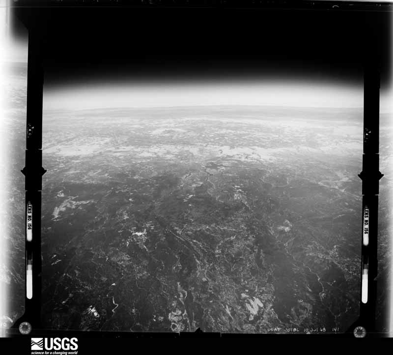 U.S. Geological Survey aerial photograph, 1968-07-01, scale 1:122000