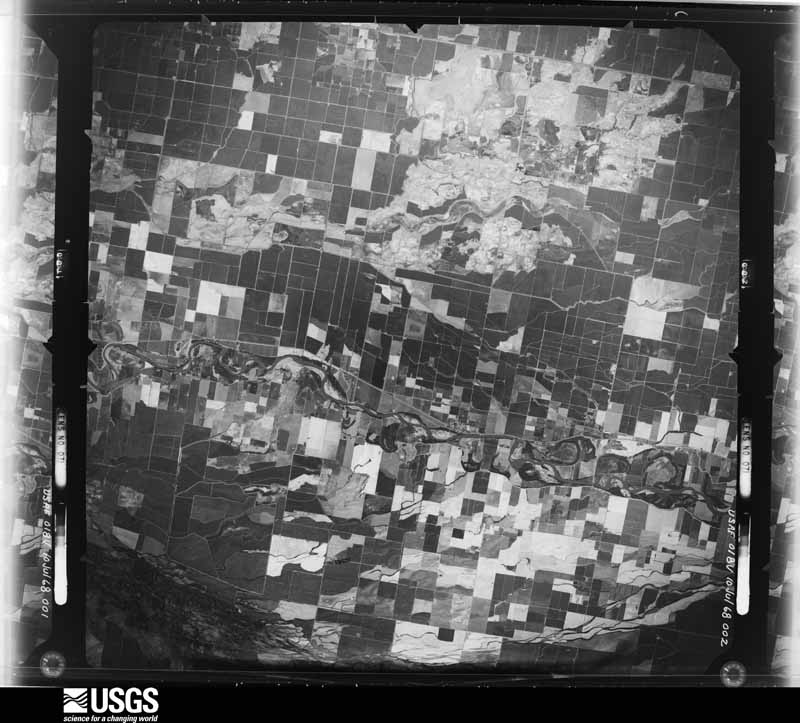 U.S. Geological Survey aerial photograph, 1968-07-01, scale 1:122000