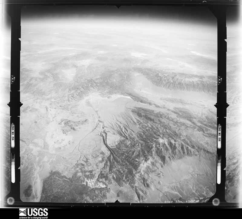 U.S. Geological Survey aerial photograph, 1968-06-01, scale 1:142000