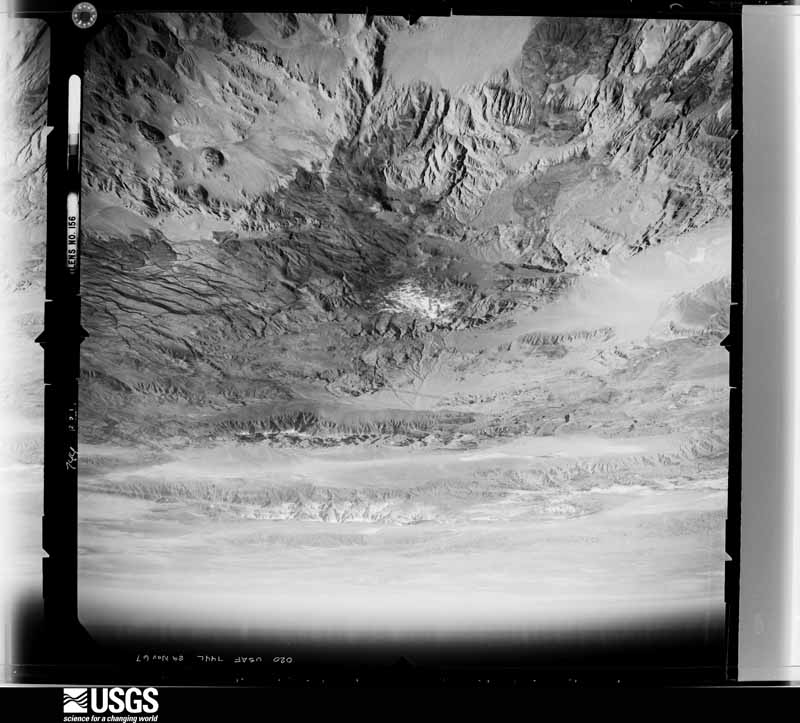 U.S. Geological Survey aerial photograph, 1967-11-01, scale 1:131000