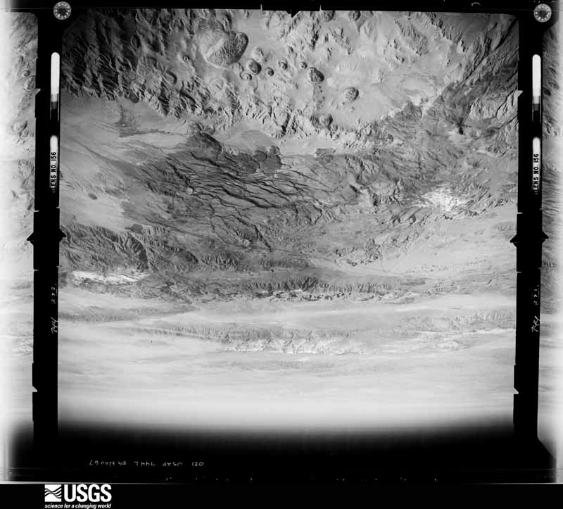 U.S. Geological Survey aerial photograph, 1967-11-01, scale 1:131000