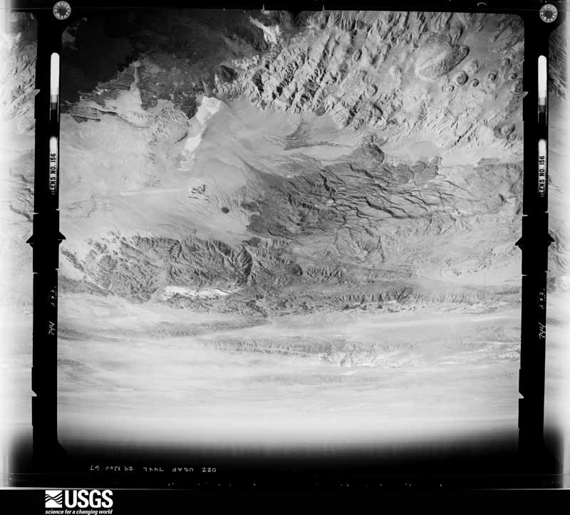 U.S. Geological Survey aerial photograph, 1967-11-01, scale 1:131000