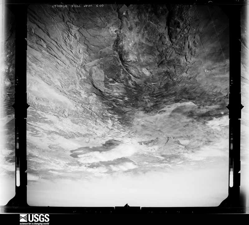 U.S. Geological Survey aerial photograph, 1967-11-01, scale 1:131000