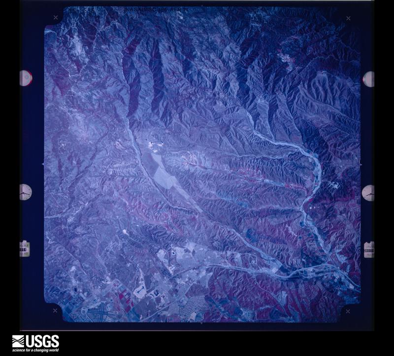 U.S. Geological Survey aerial photograph, 1971-04-01, scale 1:120607