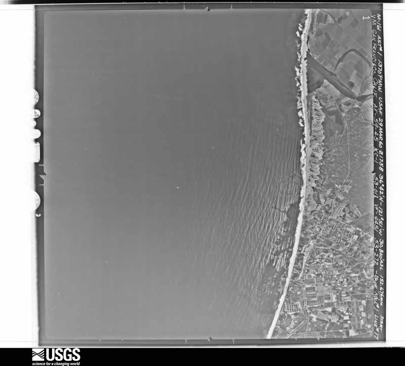 U.S. Geological Survey aerial photograph, 1960-04-02, scale 1:61600