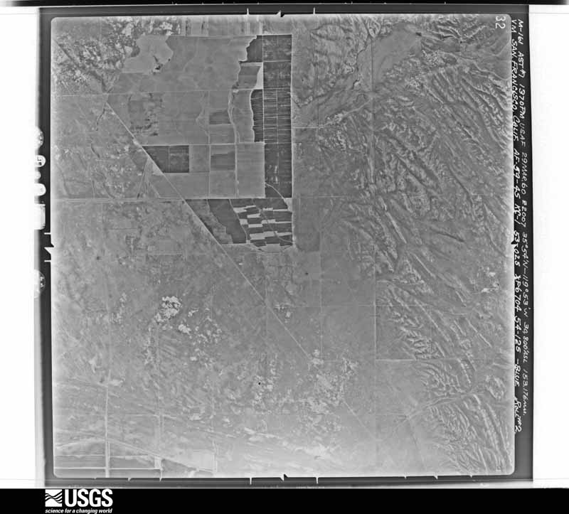 U.S. Geological Survey aerial photograph, 1960-04-02, scale 1:61600